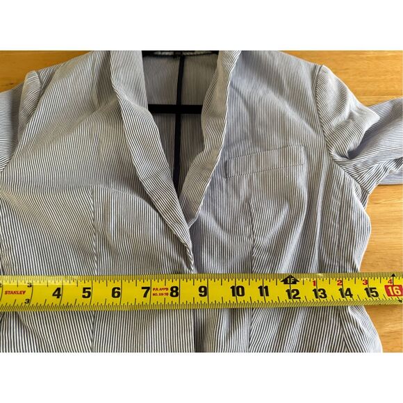 EXPRESS Blue Striped Blazer 2 Button Suit Jacket Women's SZ 6 Career - Picture 9 of 14